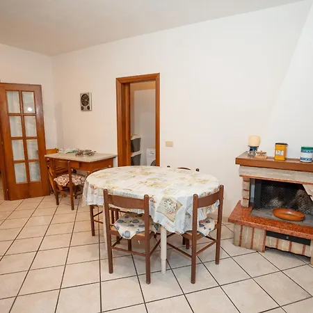 La Campagna Nel Borgo * Capodimonte